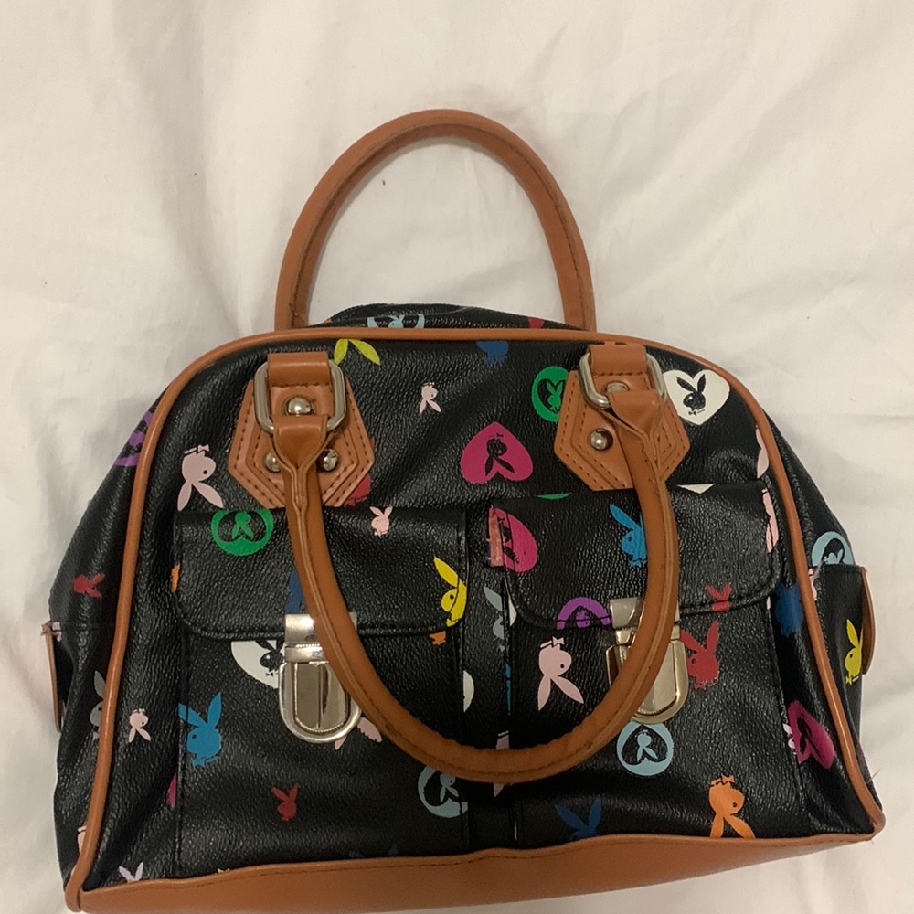 Playboy
Multicolor
Style:Shoulder Bag